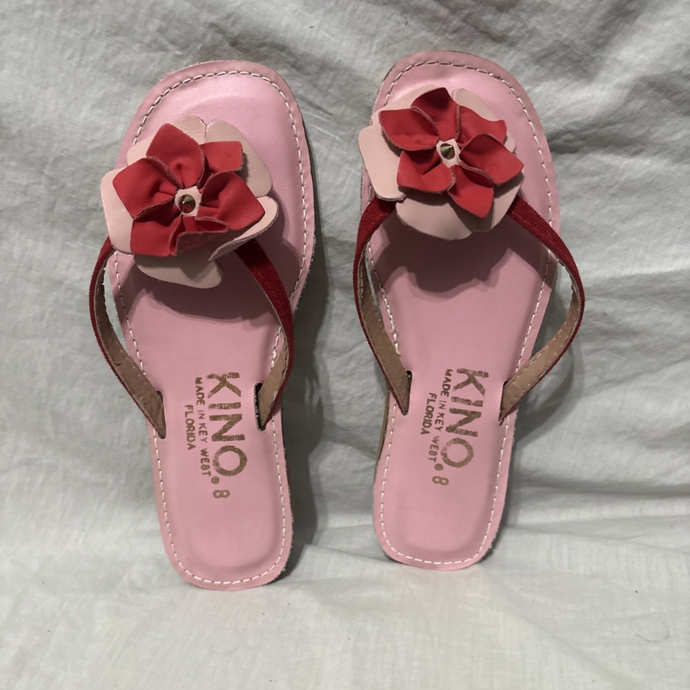 KINO Women's Pink Red Rose Leather Flip Flops Sandals Made In Key West - Size 8